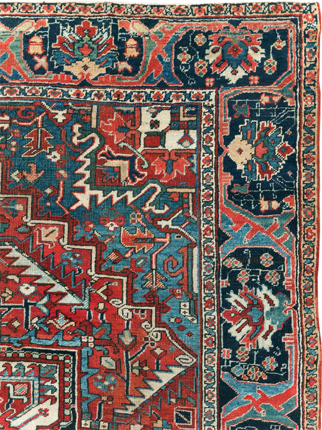 Antique Persian Heriz Carpet, No.22067 - Galerie Shabab