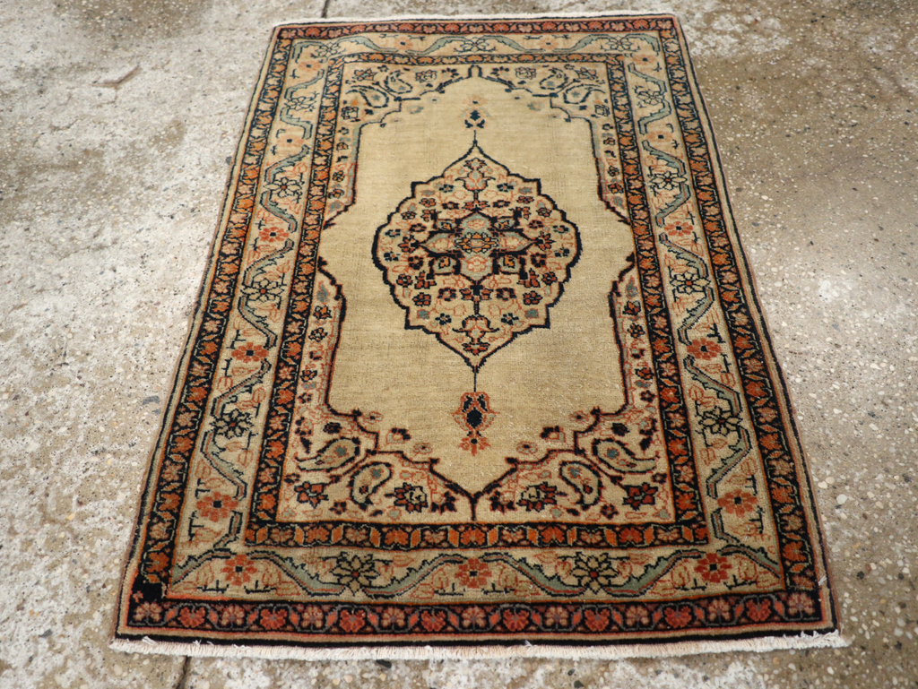 Antique Persian Tabriz Hagi Jalili Rug, No.22081 - Galerie Shabab