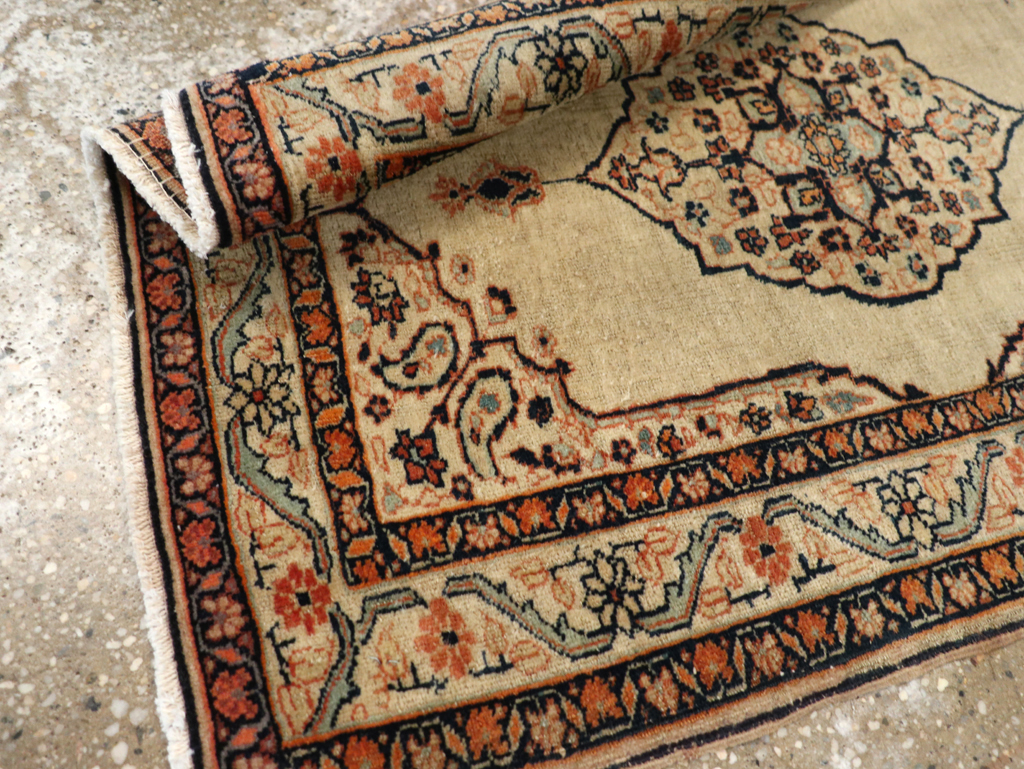 Antique Persian Tabriz Hagi Jalili Rug, No.22081 - Galerie Shabab