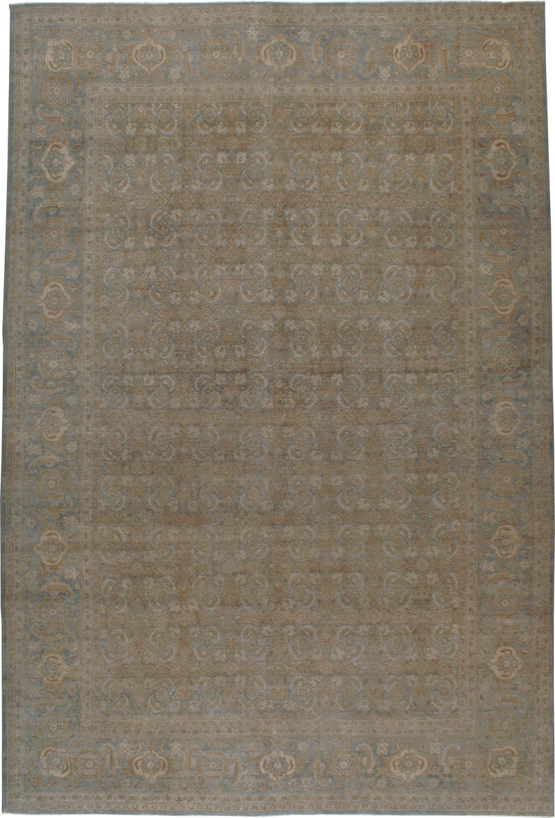 Antique Tabirz Carpet, No.22095 - Galerie Shabab