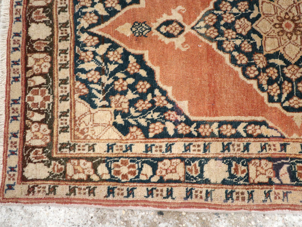 Antique Persian Tabriz Throw Rug, No.22097 - Galerie Shabab