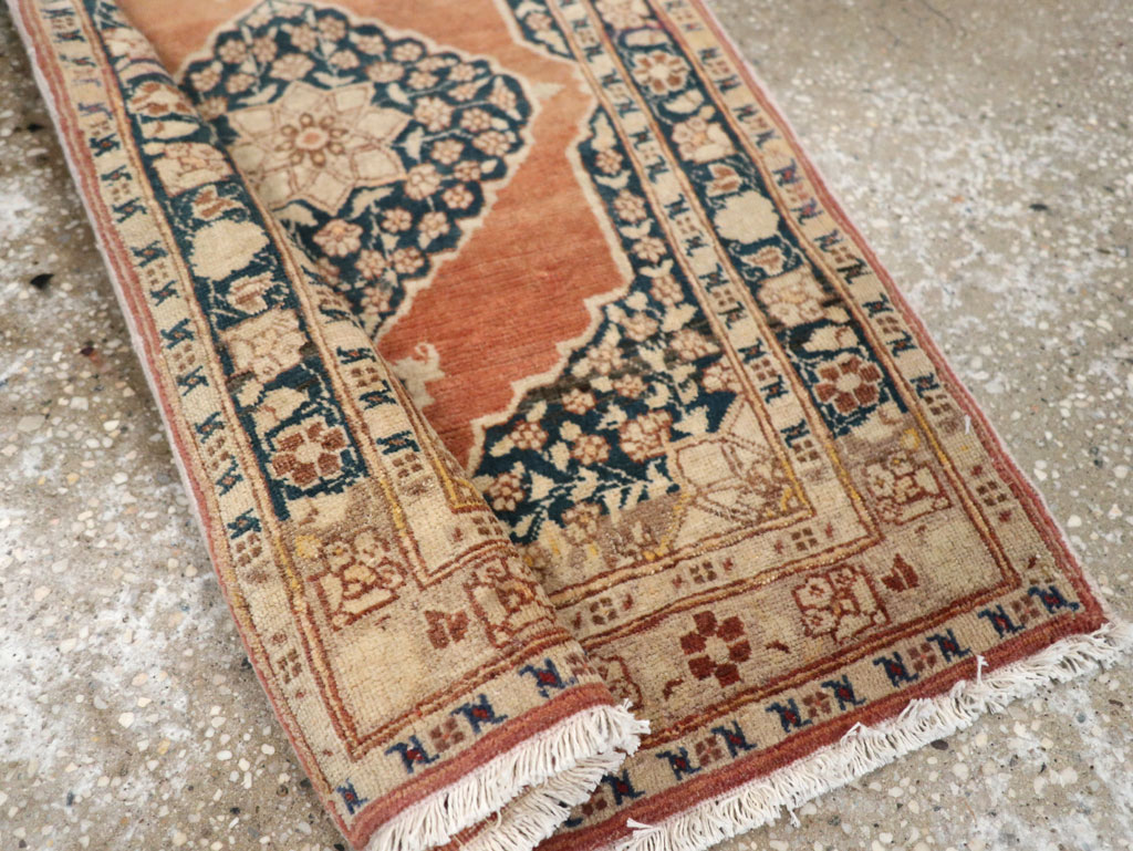 Antique Persian Tabriz Throw Rug, No.22097 - Galerie Shabab