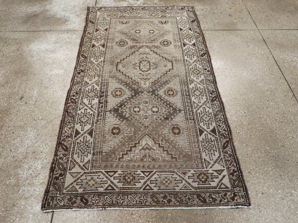 Vintage Persian Kurdish Rug, No.22098 - Galerie Shabab