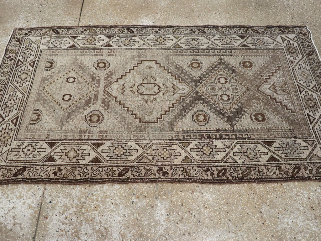 Vintage Persian Kurdish Rug, No.22098 - Galerie Shabab