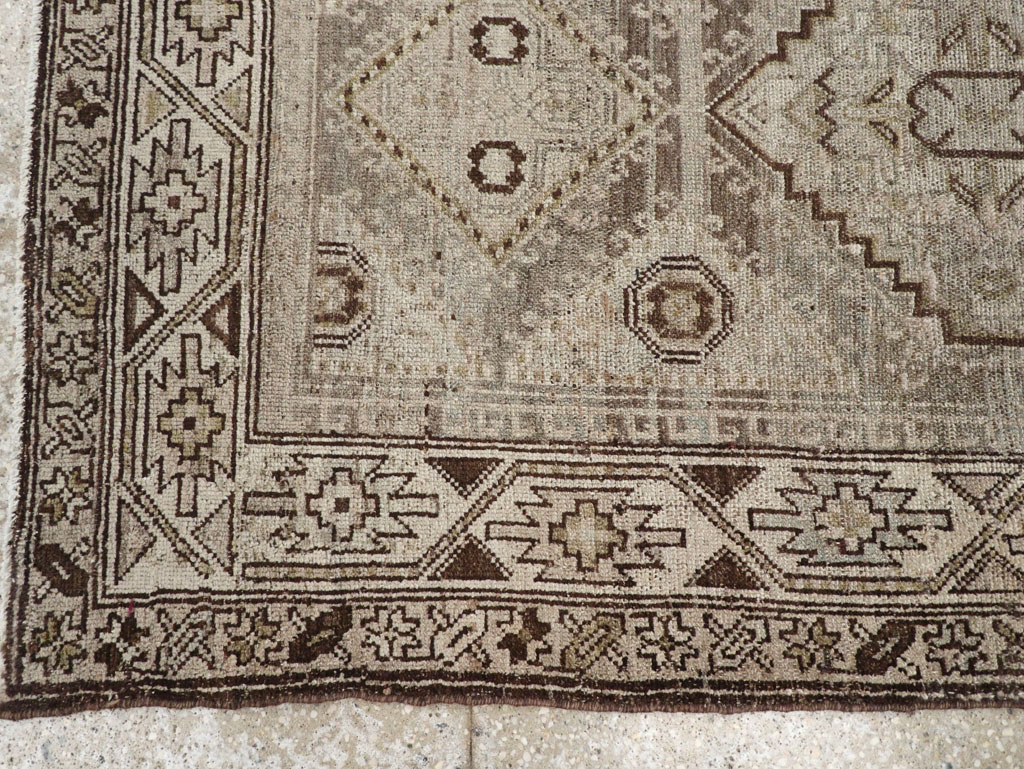 Vintage Persian Kurdish Rug, No.22098 - Galerie Shabab