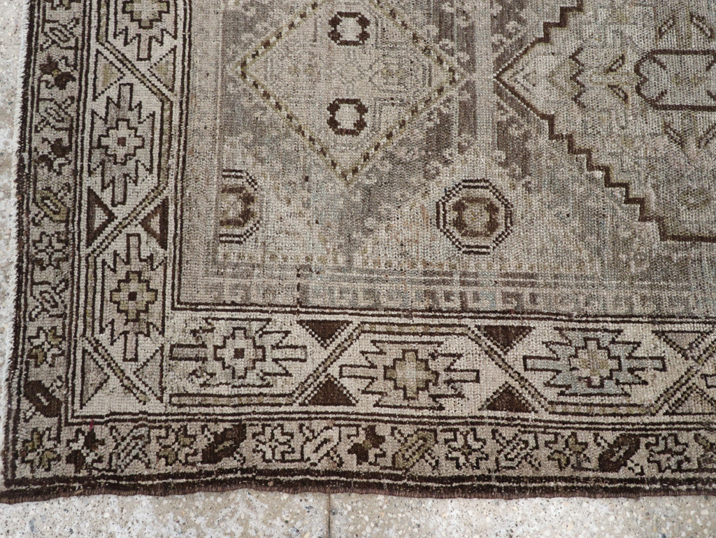 Vintage Persian Kurdish Rug, No.22098 - Galerie Shabab