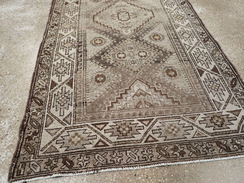 Vintage Persian Kurdish Rug, No.22098 - Galerie Shabab