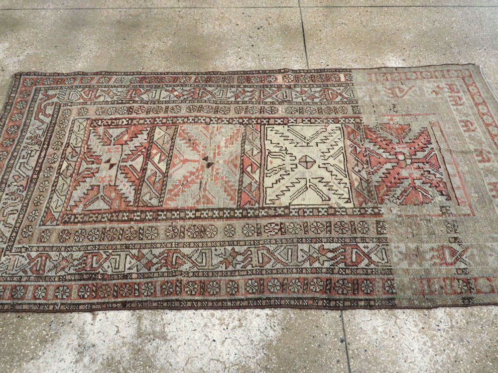 Antique Persian Kurd Bidjar Rug, No.22100 - Galerie Shabab