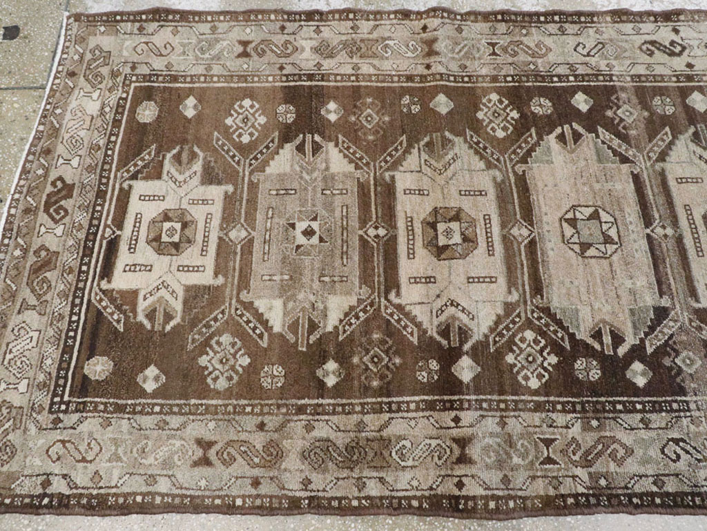 Vintage Persian Malayer Runner, No.22109 - Galerie Shabab