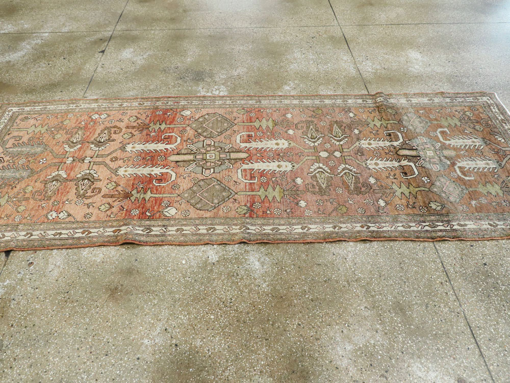Antique Persian Kurdish Rug, No.22112 - Galerie Shabab