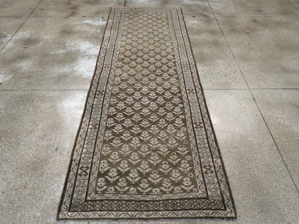 Vintage Persian Kurdish Runner, No.22128 - Galerie Shabab