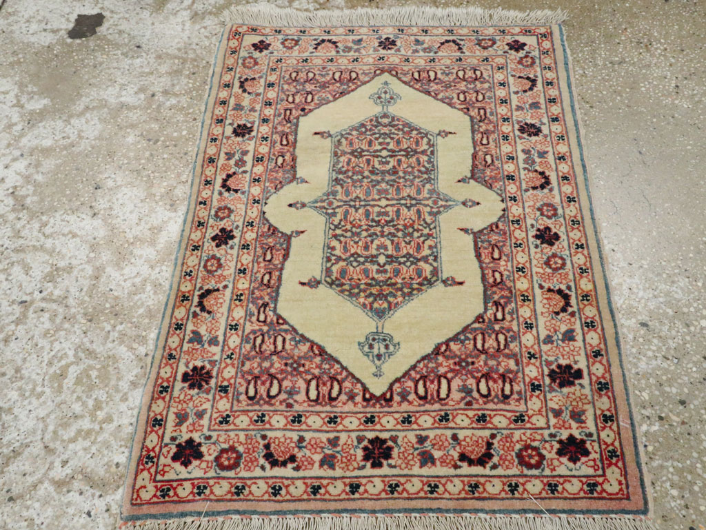 Antique Persian Tabriz Hagi Jilili Rug, No.22130 - Galerie Shabab