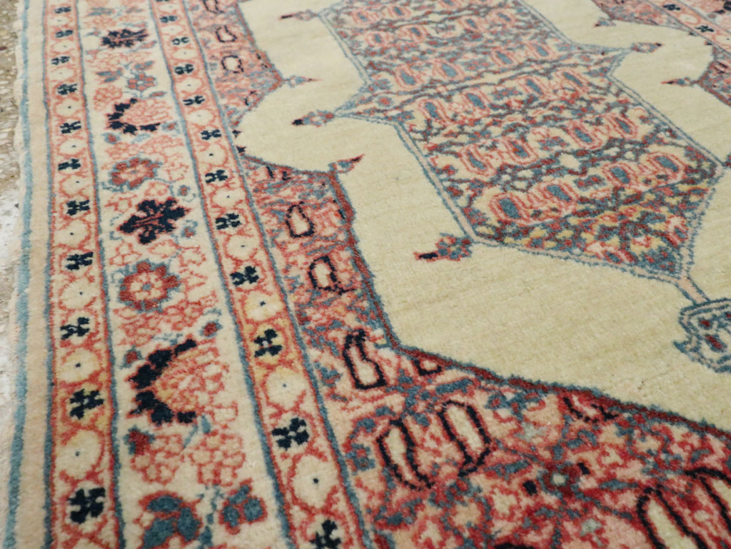 Antique Persian Tabriz Hagi Jilili Rug, No.22130 - Galerie Shabab