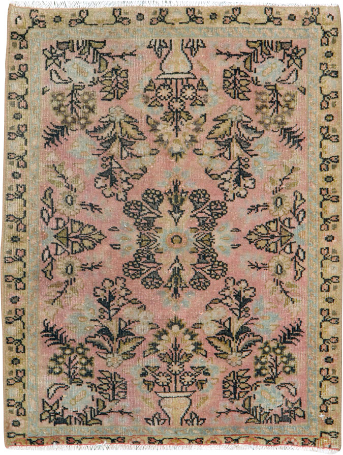 Antique Persian Sarouk Rug, No.22133 - Galerie Shabab