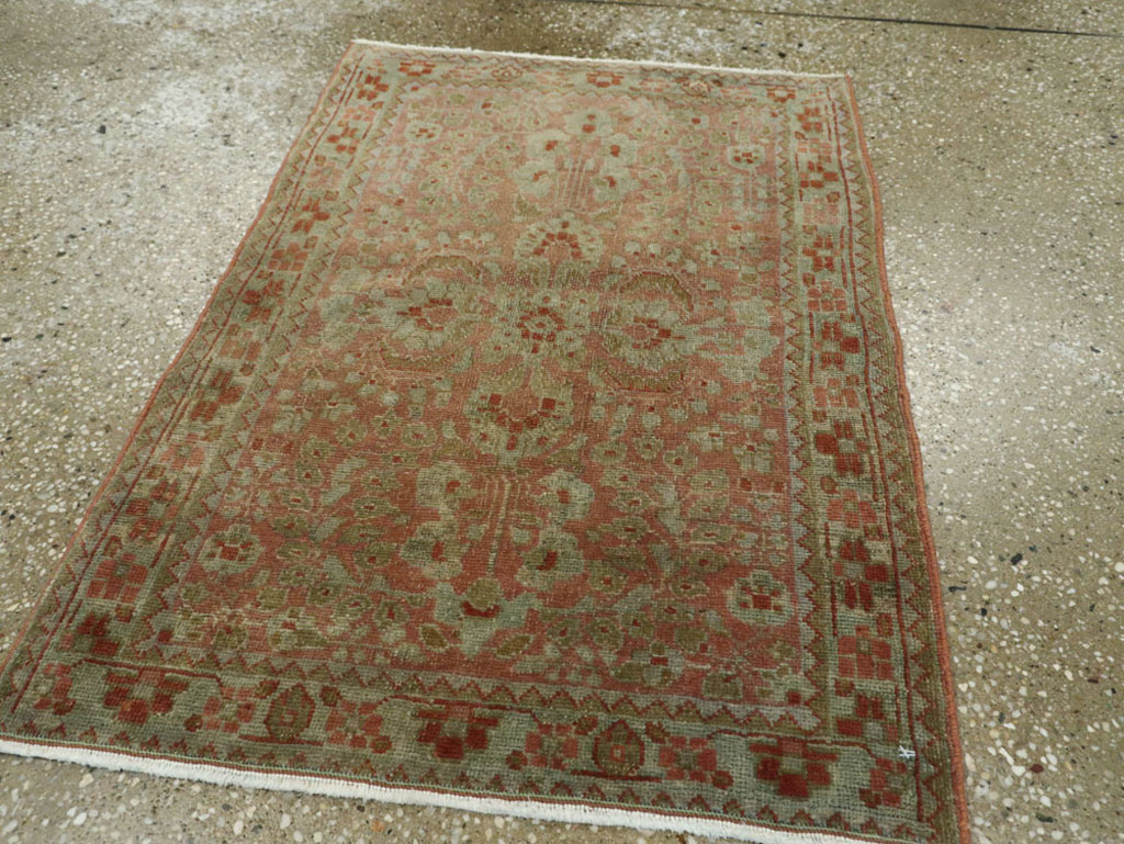 Antique Persian Sarouk Rug, No.22134 - Galerie Shabab