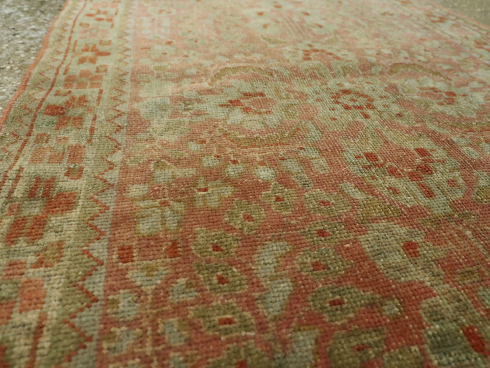 Antique Persian Sarouk Rug, No.22134 - Galerie Shabab