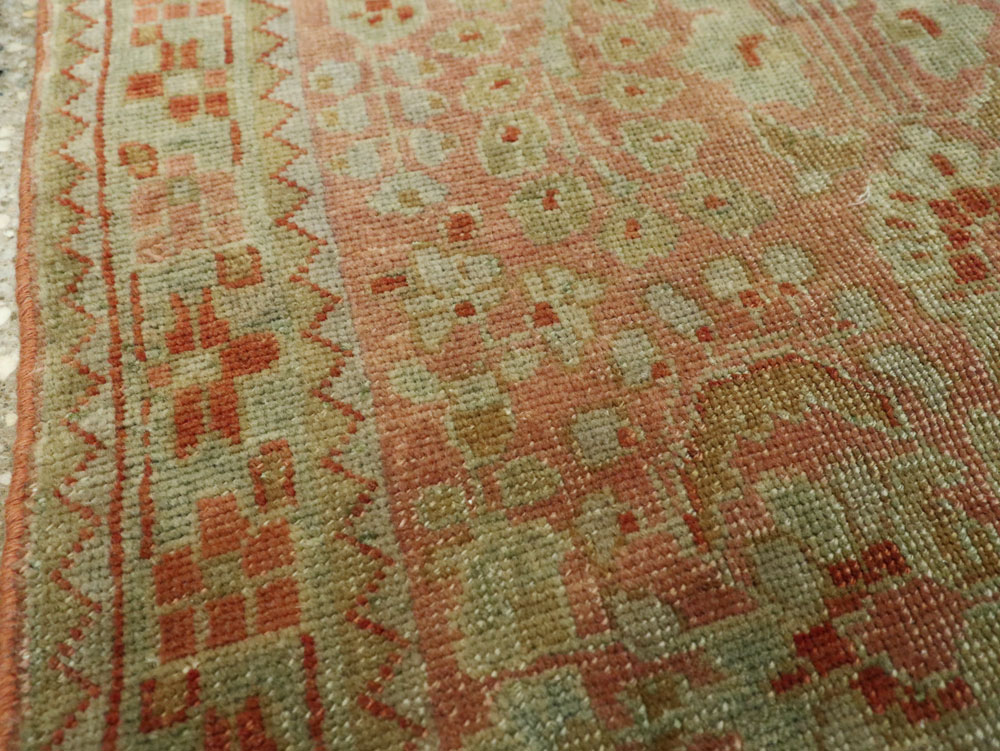 Antique Persian Sarouk Rug, No.22134 - Galerie Shabab