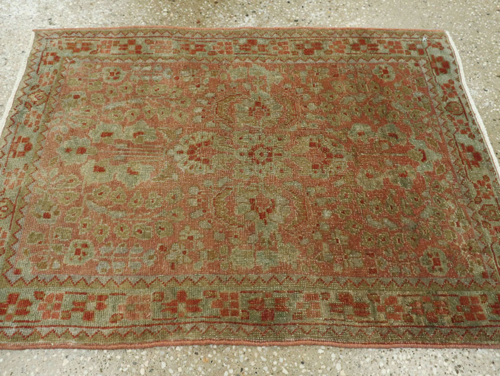 Antique Persian Sarouk Rug, No.22134 - Galerie Shabab