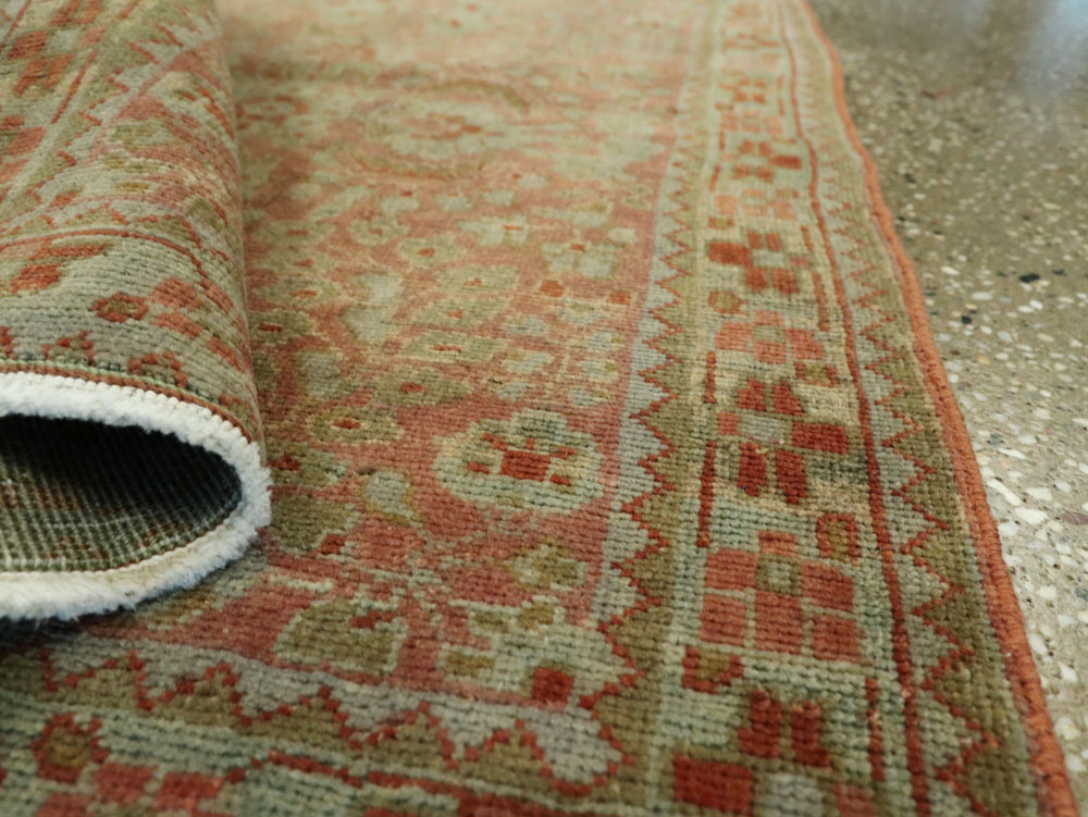 Antique Persian Sarouk Rug, No.22134 - Galerie Shabab