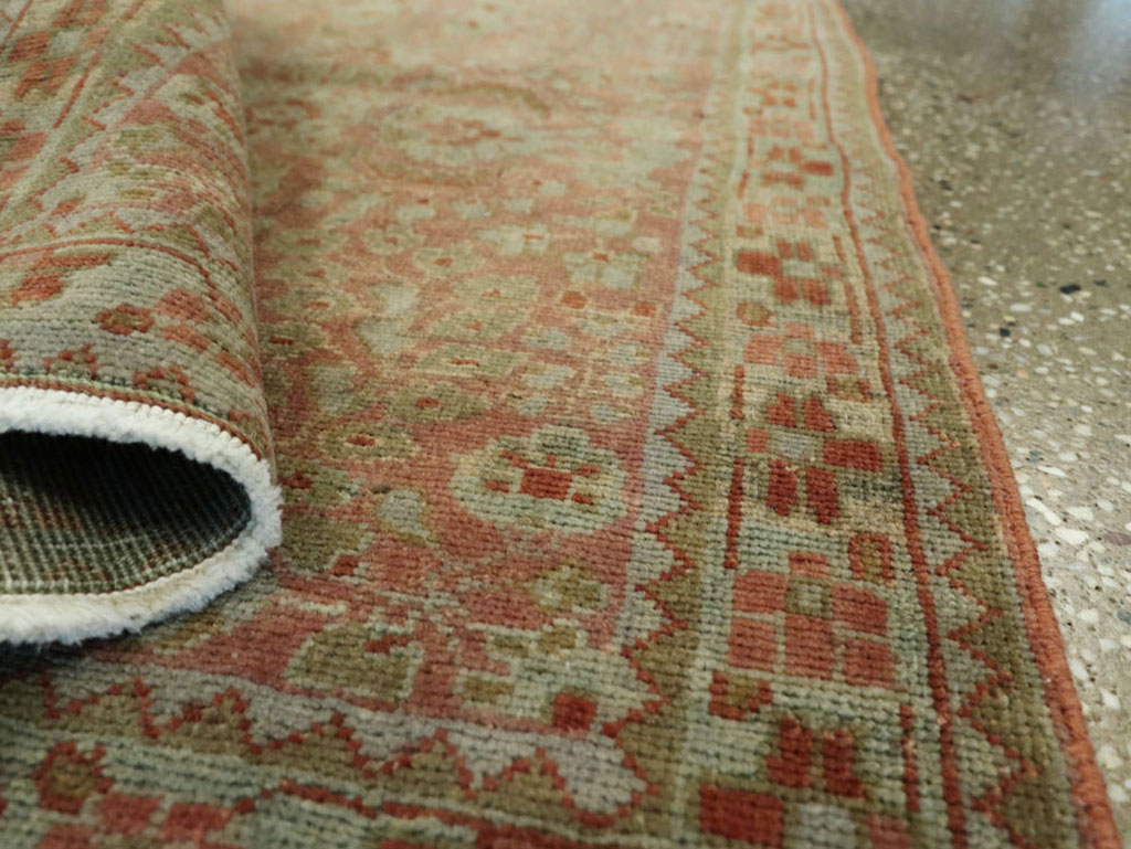 Antique Persian Sarouk Rug, No.22134 - Galerie Shabab