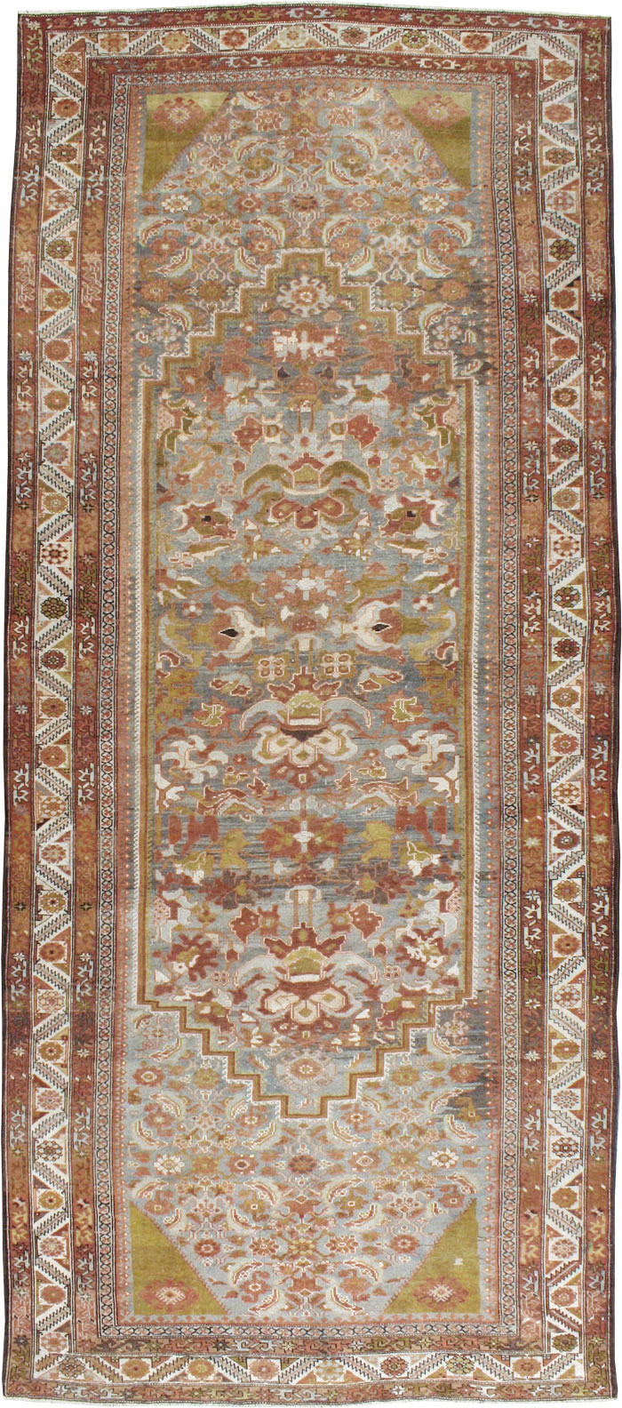 Antique Persian Bakhtiari Carpet, No.22138 - Galerie Shabab
