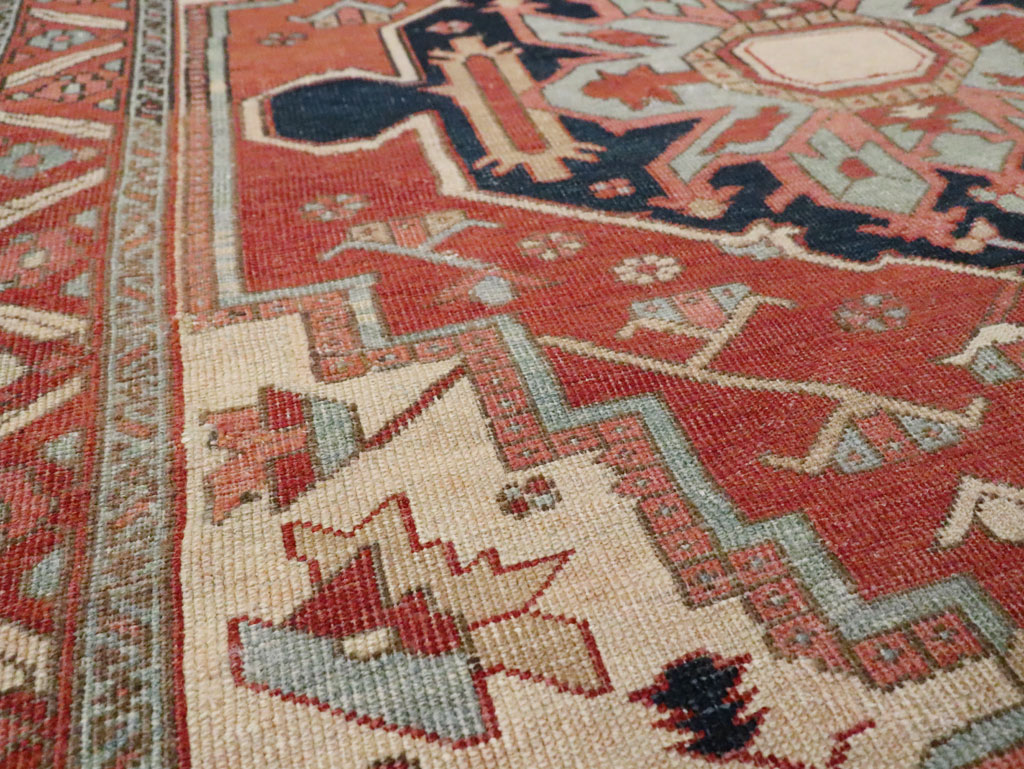 Antique Persian Heriz Rug, No.22140 - Galerie Shabab
