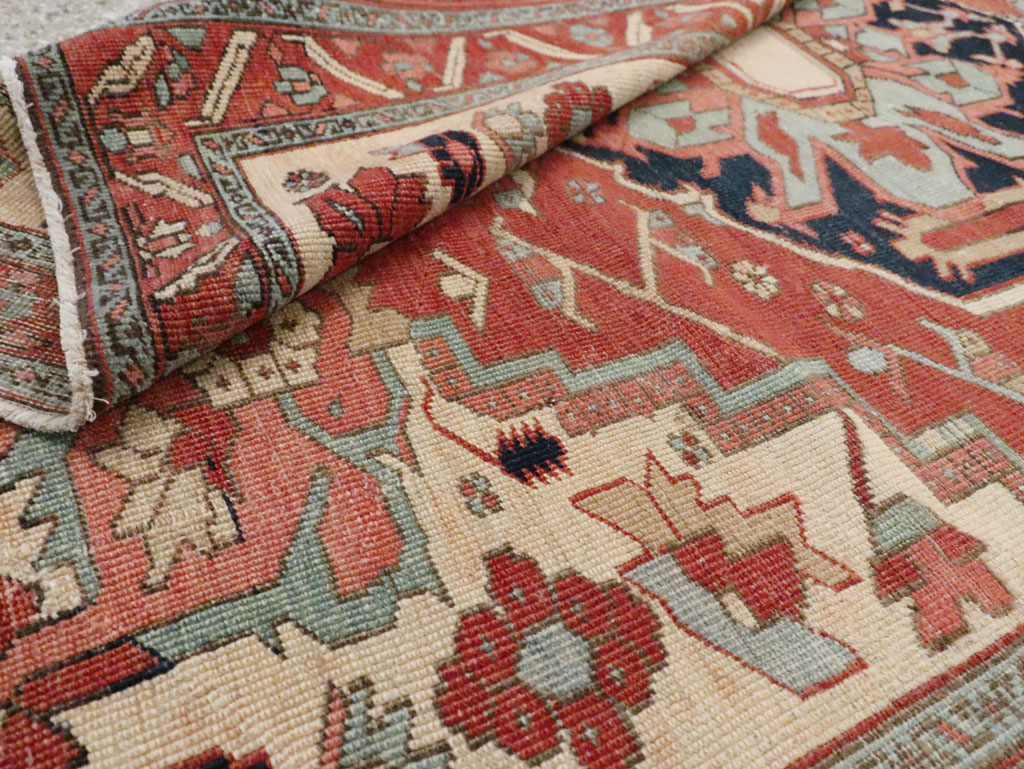 Antique Persian Heriz Rug, No.22140 - Galerie Shabab