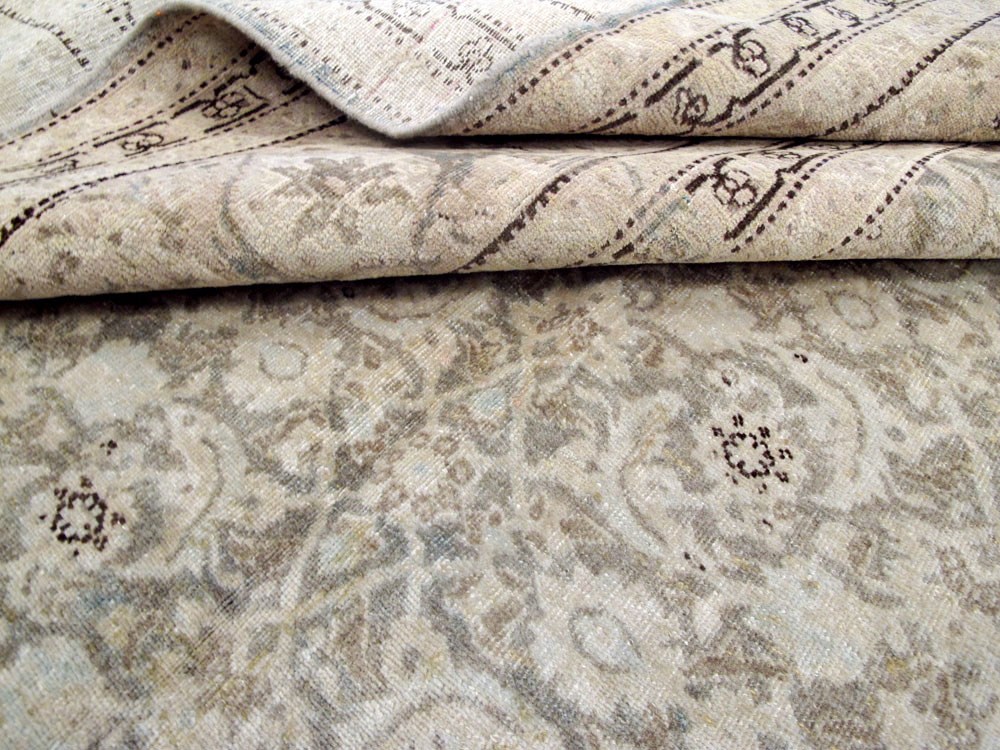 Antique Persian Tabriz Room Size CarpetCarpet, No.22142 - Galerie Shabab