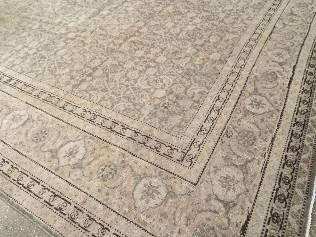 Antique Persian Tabriz Room Size CarpetCarpet, No.22142 - Galerie Shabab