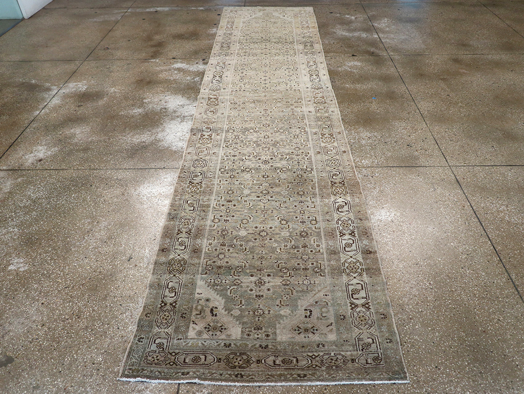 Vintage Persian Malayer Runner, No.22146 - Galerie Shabab