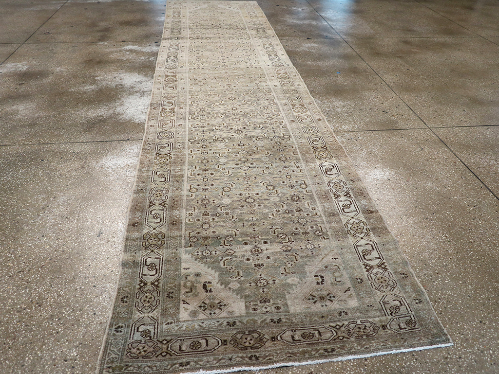 Vintage Persian Malayer Runner, No.22146 - Galerie Shabab