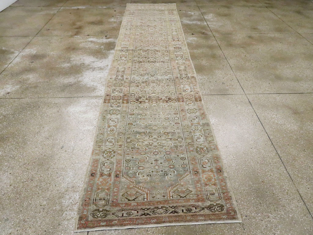 Vintage Persian Malayer Runner, No.22147 - Galerie Shabab