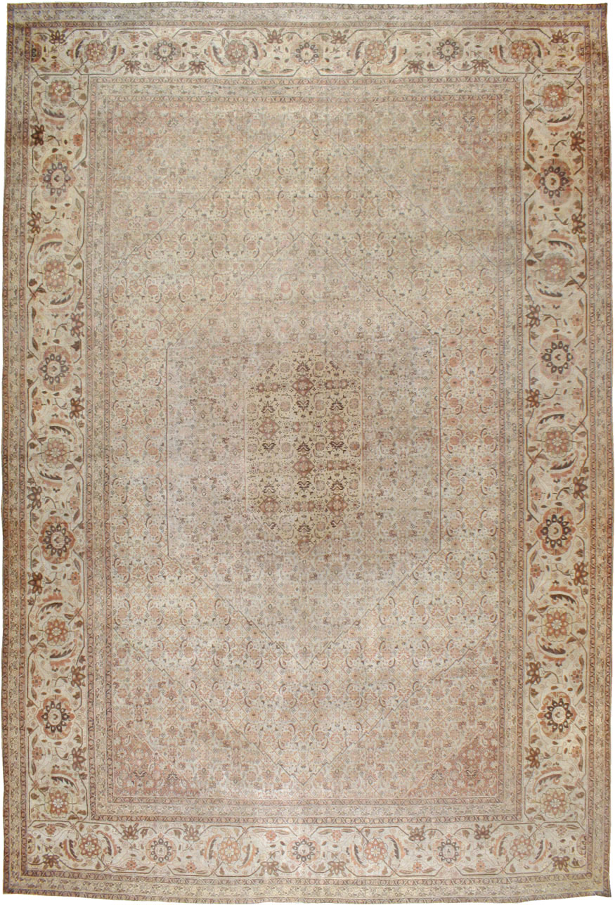 Antique Persian Tabriz Carpet, No.22148 - Galerie Shabab