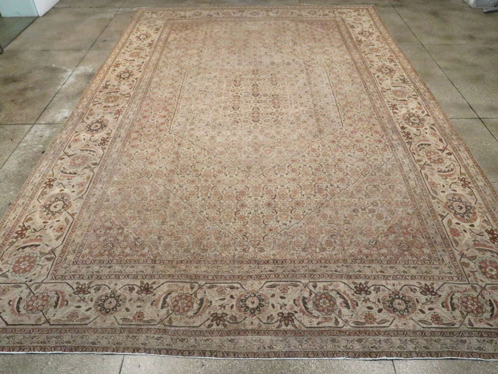 Antique Persian Tabriz Carpet, No.22148 - Galerie Shabab