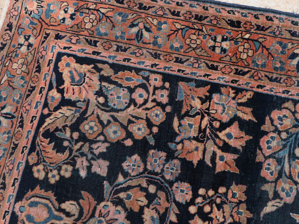 Vintage Persian Sarouk Rug, No.22161 - Galerie Shabab