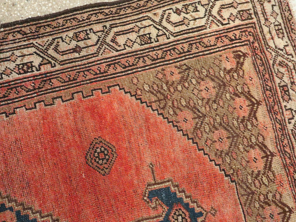 Antique Persian Kurdish Rug, No.22162 - Galerie Shabab