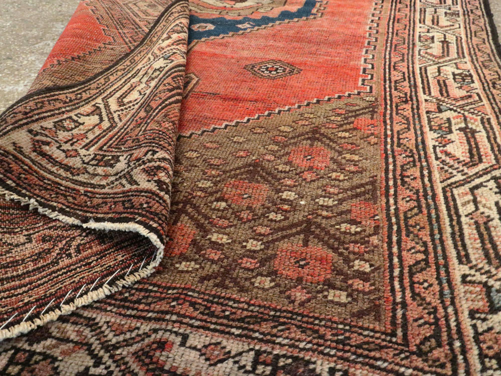 Antique Persian Kurdish Rug, No.22162 - Galerie Shabab