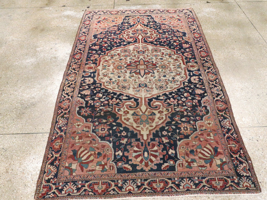 Antique Persian Sarouk Fereghan Rug, No.22163 - Galerie Shabab