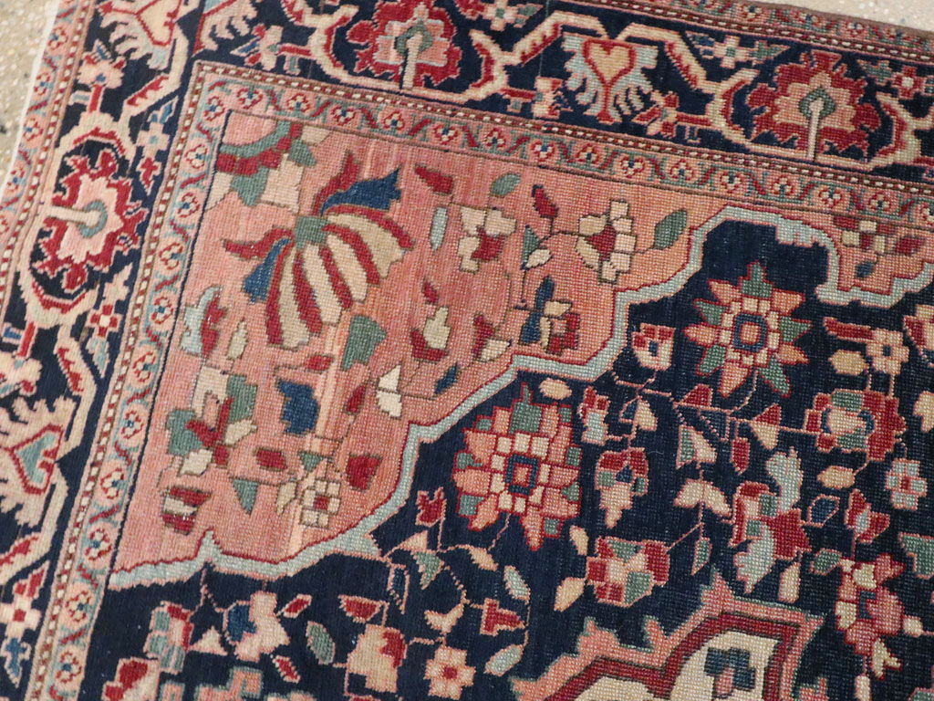 Antique Persian Sarouk Fereghan Rug, No.22163 - Galerie Shabab