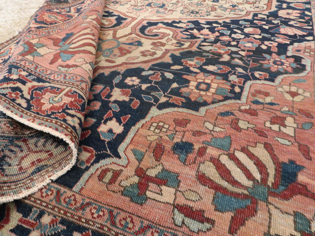 Antique Persian Sarouk Fereghan Rug, No.22163 - Galerie Shabab