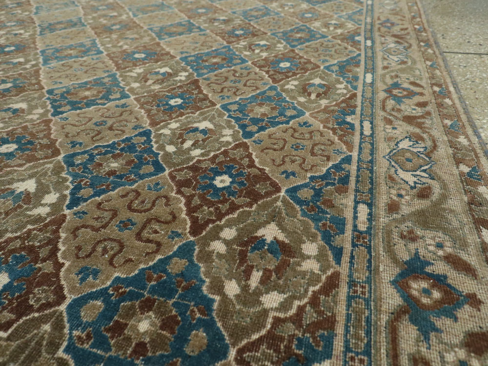 Vintage Indian Lahore Carpet, No.22166 - Galerie Shabab