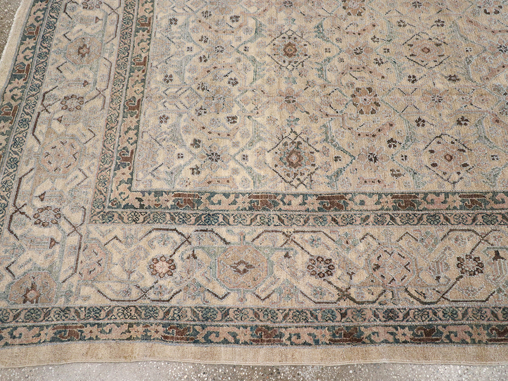 Antique Persian Bibikabad Carpet, No.22168 - Galerie Shabab