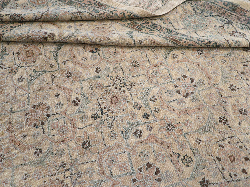 Antique Persian Bibikabad Carpet, No.22168 - Galerie Shabab