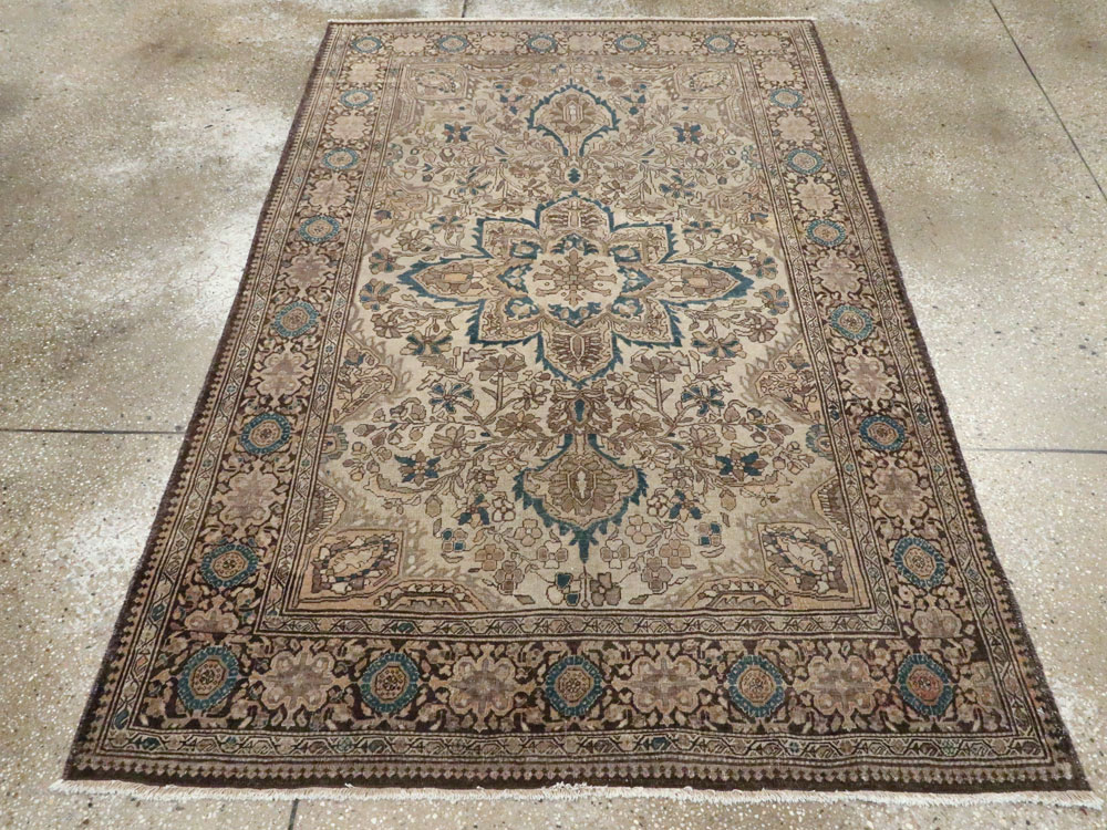 Antique Persian Sarouk Fereghan Rug, No.22169 - Galerie Shabab