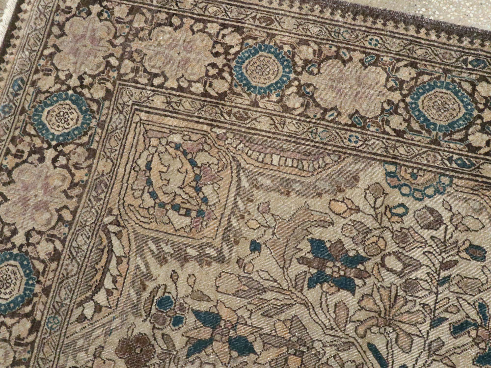 Antique Persian Sarouk Fereghan Rug, No.22169 - Galerie Shabab