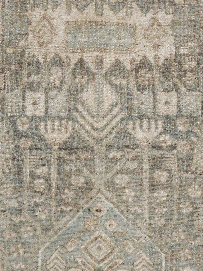 Antique Persian Bidjar Rug, No.22176 - Galerie Shabab