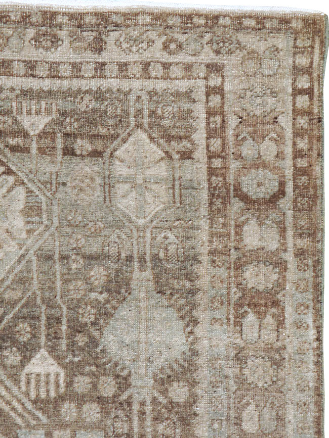 Antique Persian Bidjar Rug, No.22176 - Galerie Shabab