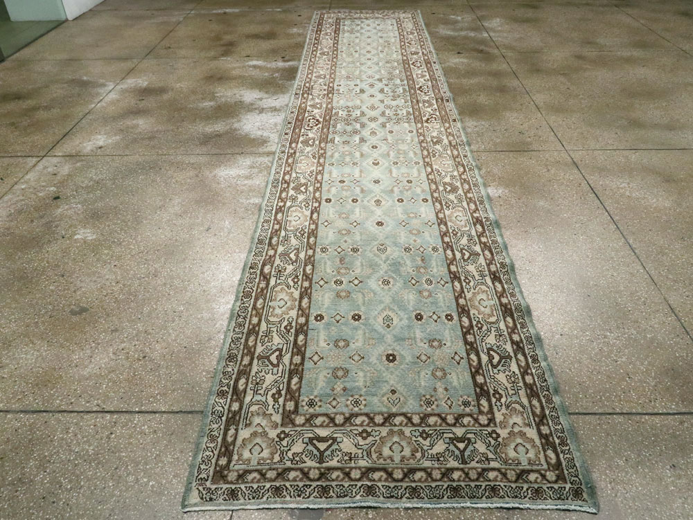 Vintage Persian Malayer Runner, No.22177 - Galerie Shabab