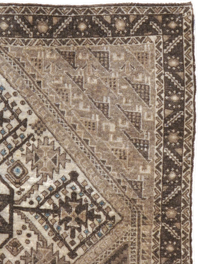 Vintage Persian Afshar Rug, No.22184 - Galerie Shabab