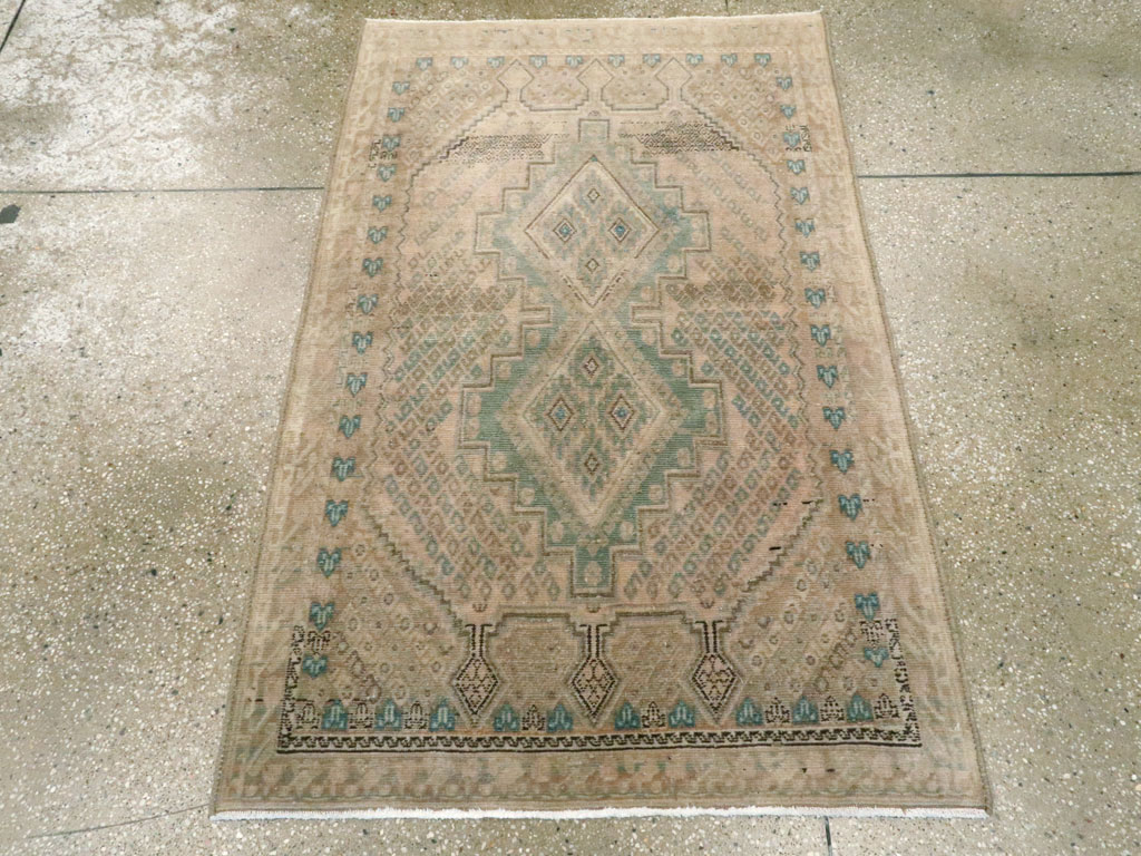 Vintage Persian Afshar Rug, No.22188 - Galerie Shabab